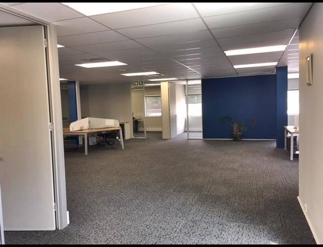91M² OFFICE RENTED IN TOKAI